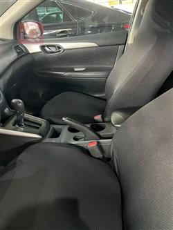 نيسان سنترا